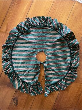 Longaberger small Green Red Striped Tree Skirt